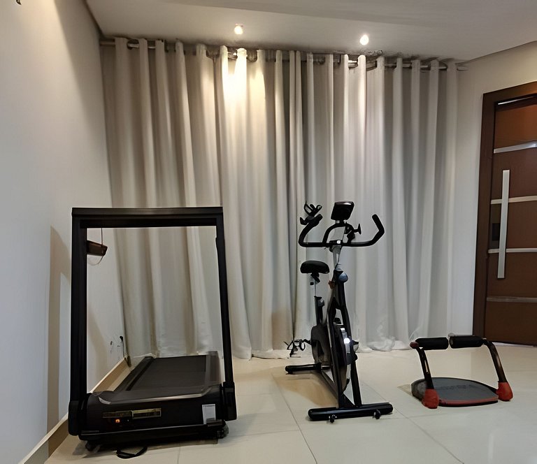 Proximo ao aeroporto, a 5 minutos do centro, px ao hospital.