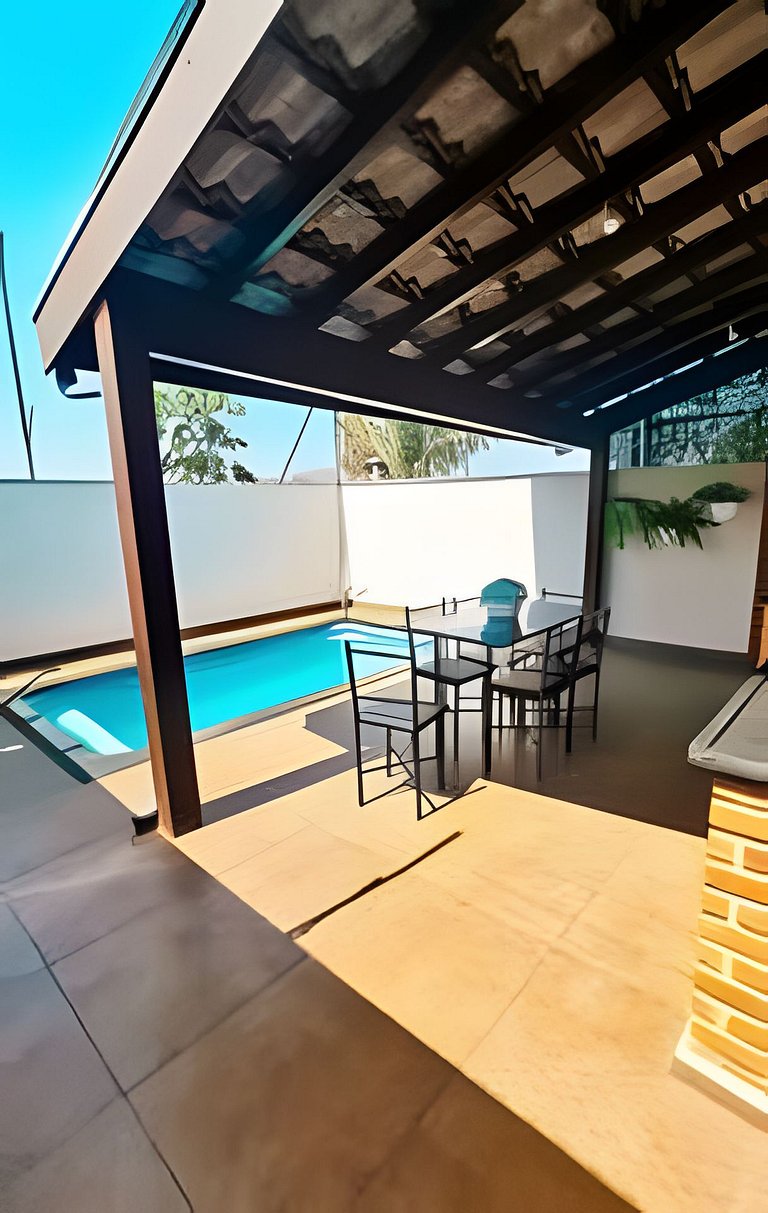 Proximo ao aeroporto, a 5 minutos do centro, px ao hospital.