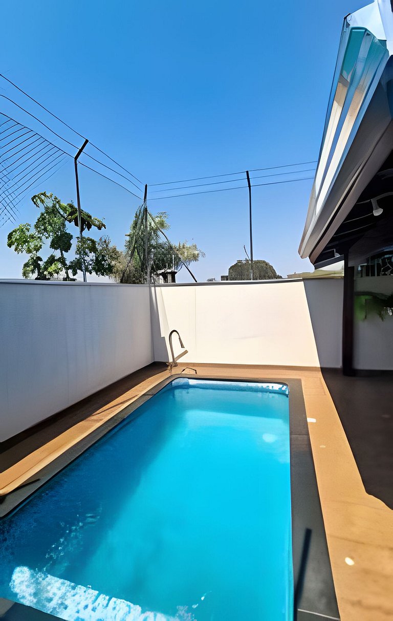 Proximo ao aeroporto, a 5 minutos do centro, px ao hospital.