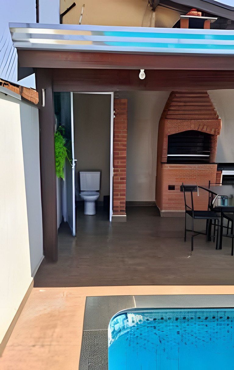 Proximo ao aeroporto, a 5 minutos do centro, px ao hospital.