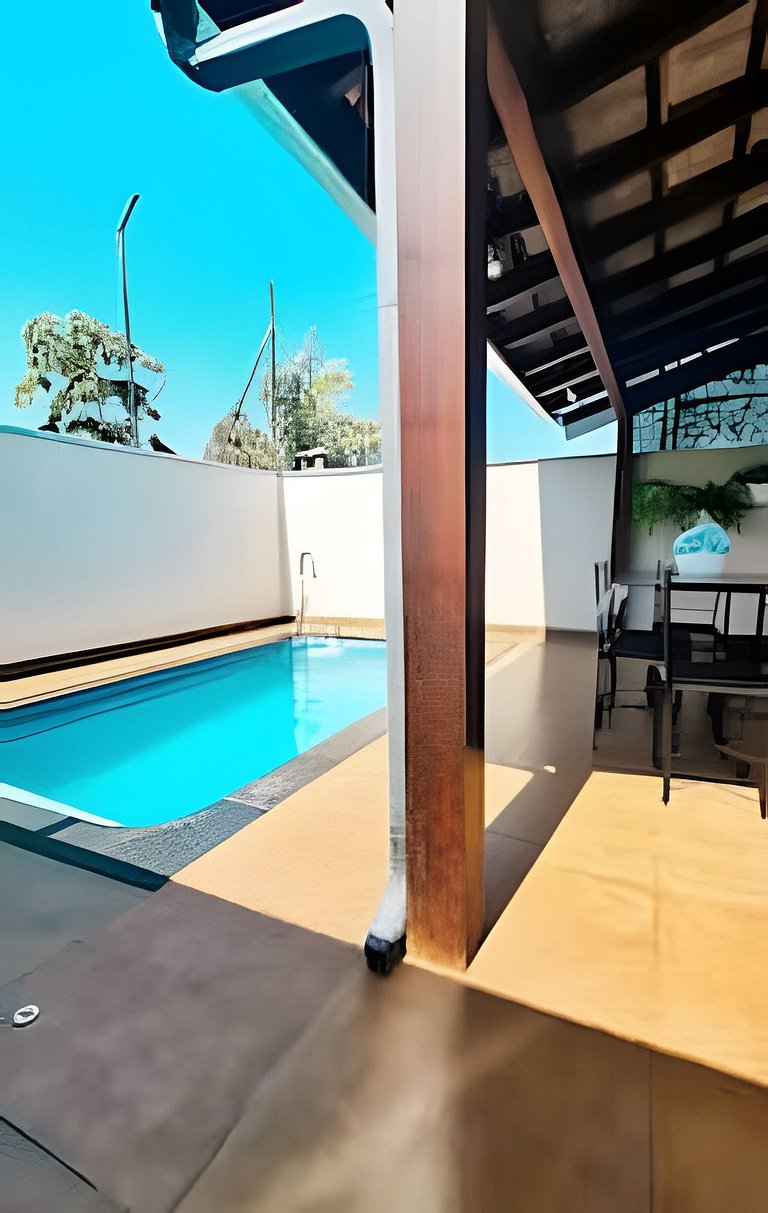 Proximo ao aeroporto, a 5 minutos do centro, px ao hospital.