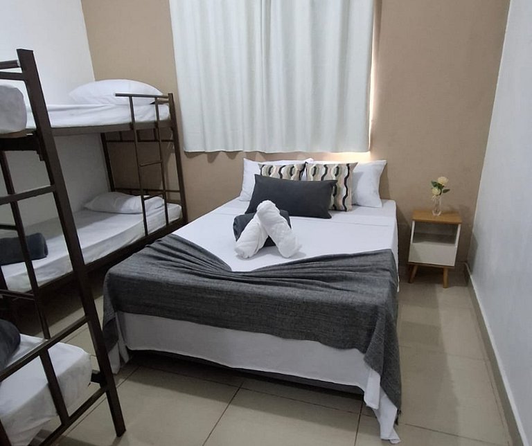 Proximo ao aeroporto, a 5 minutos do centro, px ao hospital.