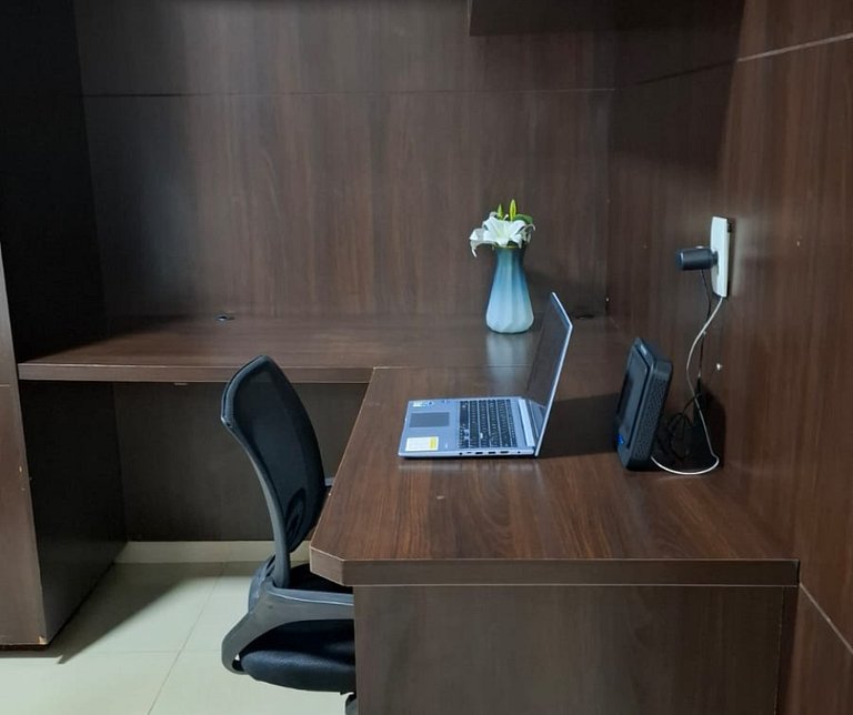 Proximo ao aeroporto, a 5 minutos do centro, px ao hospital.