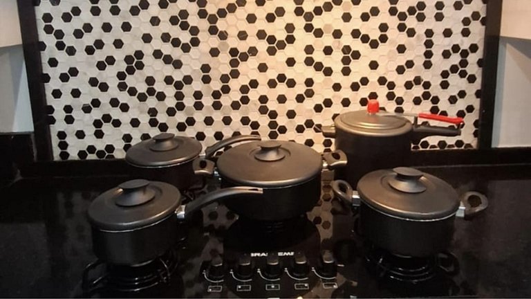 Proximo ao aeroporto, a 5 minutos do centro, px ao hospital.