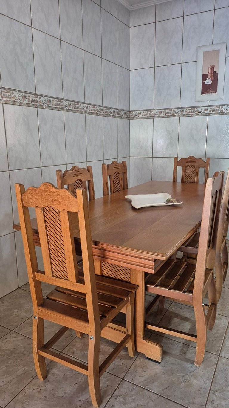 Casa de Campo, com acesso ao Rio Paraná, Com café da manhã.