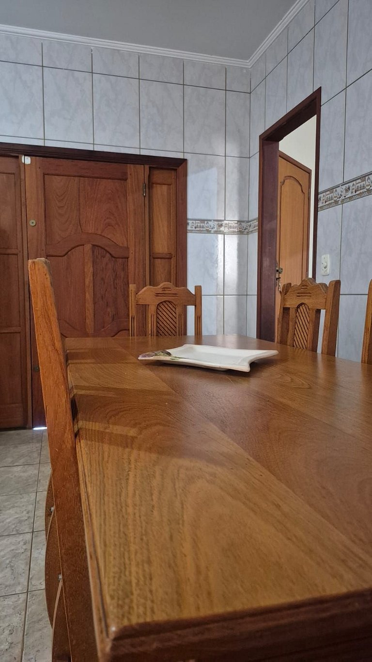 Casa de Campo, com acesso ao Rio Paraná, Com café da manhã.