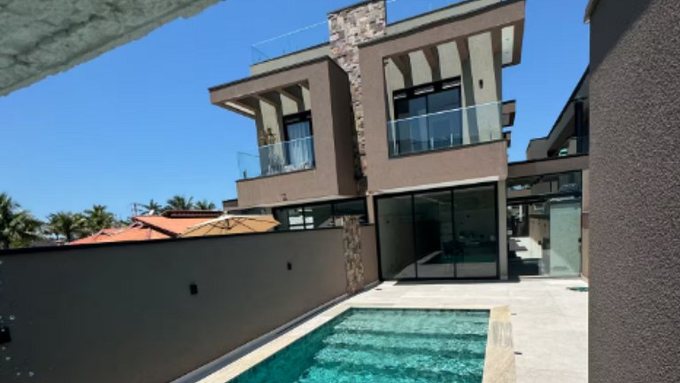 Cobertura com Piscina privativa, Condomínio Morada da Praia