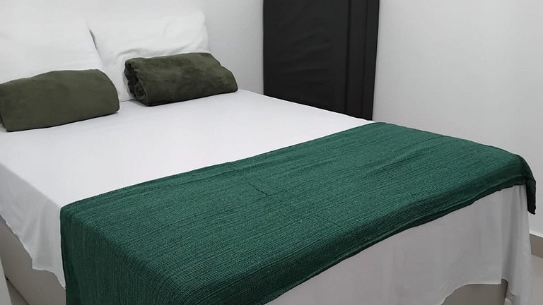 Flat, Ar, Piscina, Academia próximo as Praias,.vista por sol