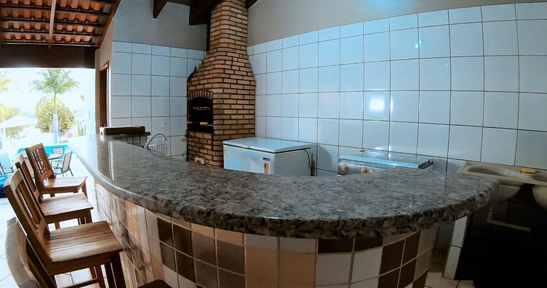 Rancho à Beira do Rio- Piscina e Acesso para Embarcações