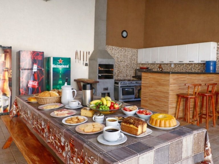 Px Rio Paraná, com caiaque, café da manhã incluso.