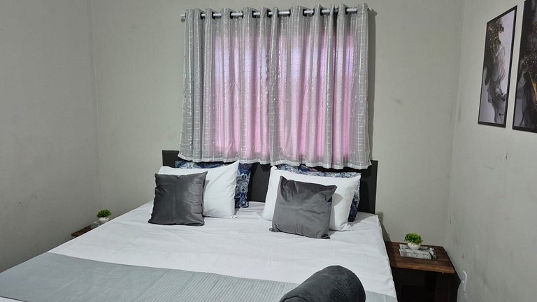 Casa confortável l ar-condicionado l Piscina