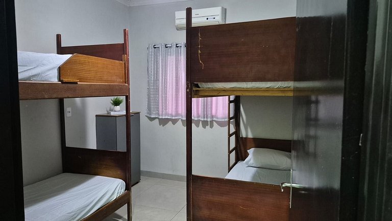 Casa com Piscina, Área Gourmet e Conforto Total