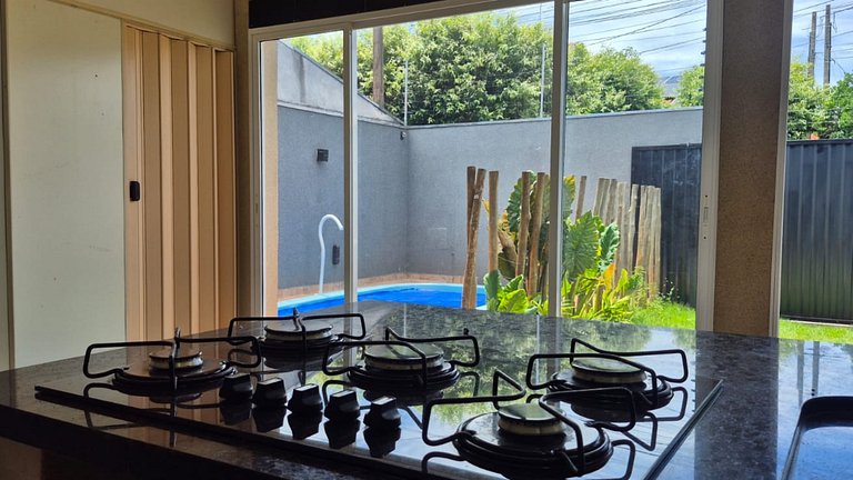 Casa com Piscina, churrasqueira Wi-Fi, São josé do Rio Preto