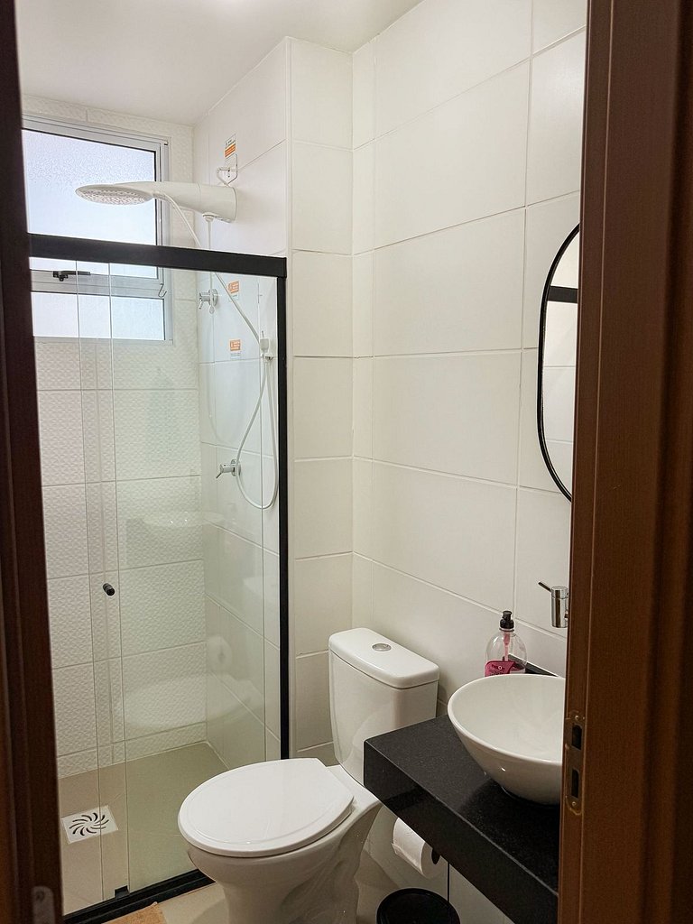 Flat, Ar, Piscina, Academia próximo as Praias,.vista por sol