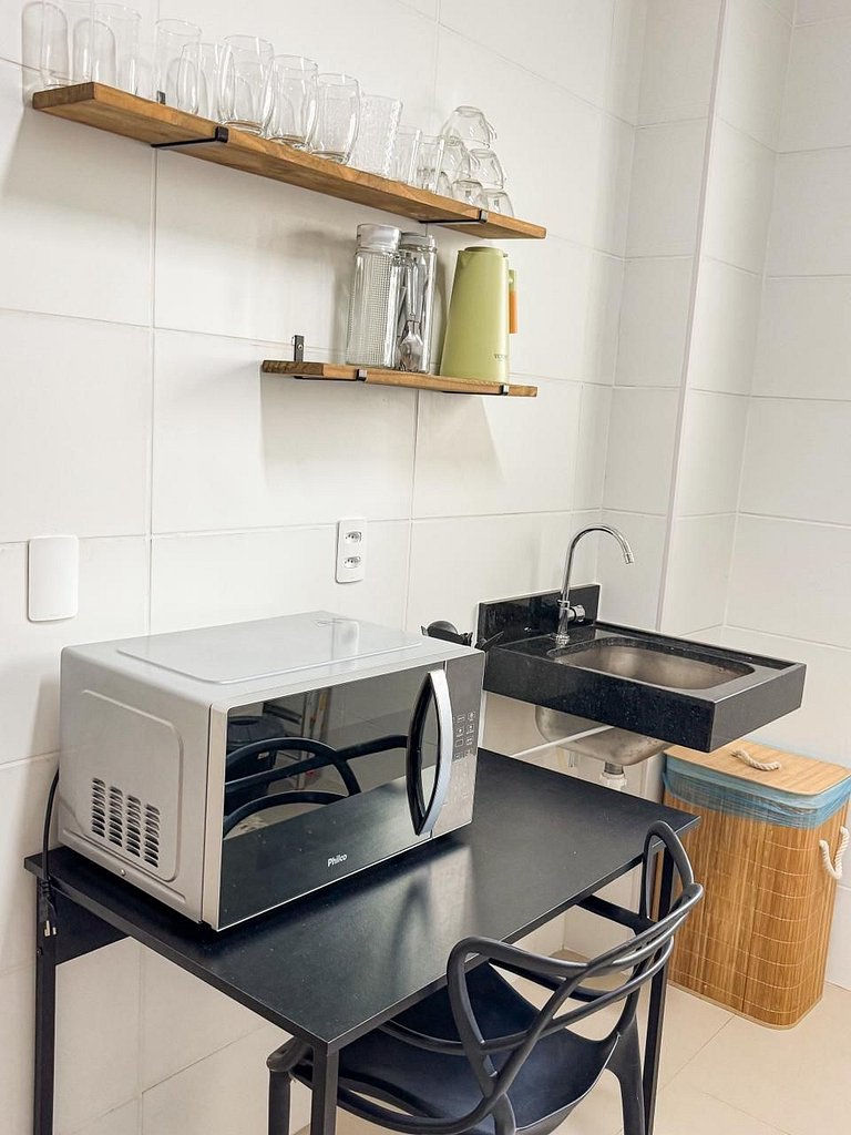 Flat, Ar, Piscina, Academia próximo as Praias,.vista por sol