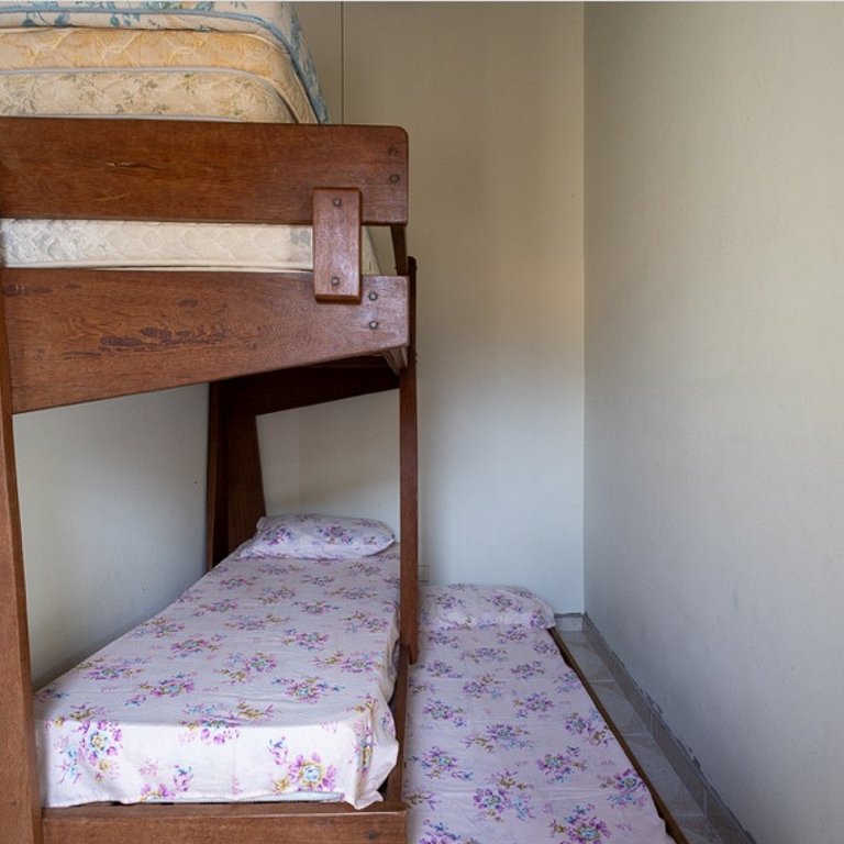 Casa com Piscina e Cascata no Morada da Praia