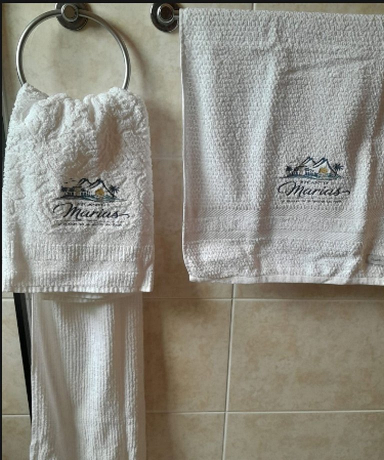 Casa com Piscina e Cascata no Morada da Praia