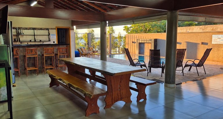 Rancho| Vista para o Rio + Piscina Aquecida | Px ao Clube