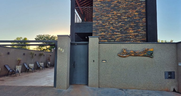 Rancho| Vista para o Rio + Piscina Aquecida | Px ao Clube