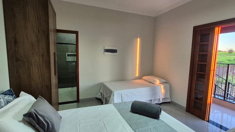 Rancho| Vista para o Rio + Piscina Aquecida | Px ao Clube