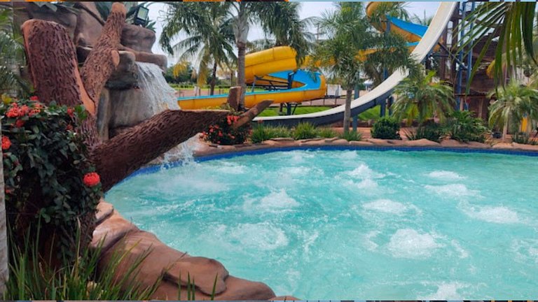 Vista para o Rio + Piscina Aquecida | Px ao Clube
