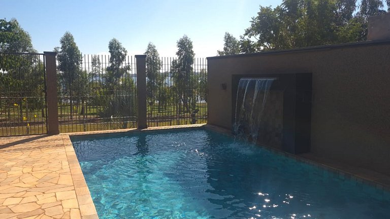 Vista para o Rio + Piscina Aquecida | Px ao Clube