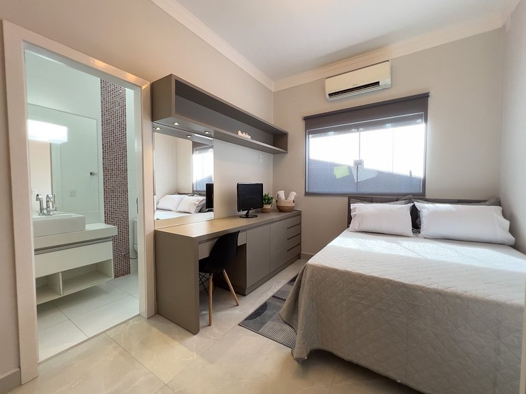Casa  Climatizada, 3 Suítes, Piscina, Área Gourmet