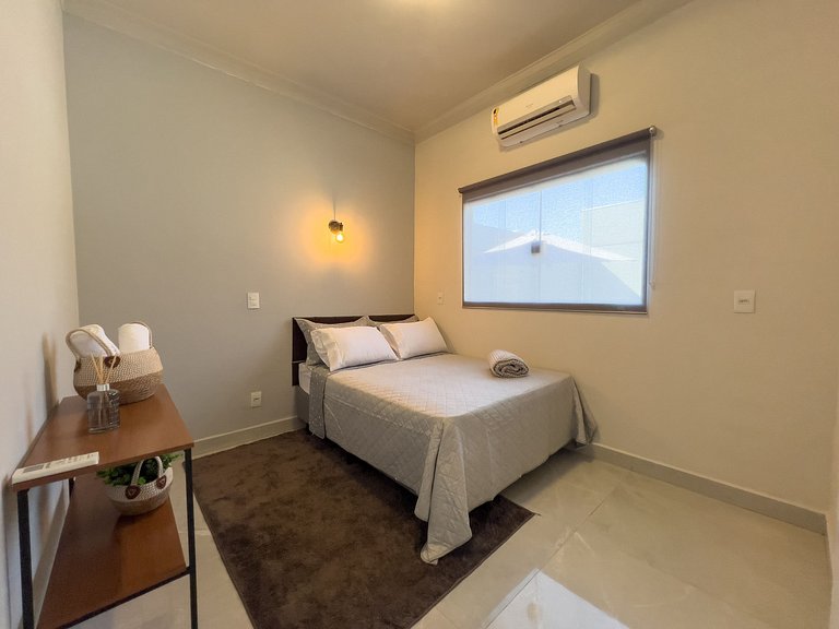 Casa  Climatizada, 3 Suítes, Piscina, Área Gourmet