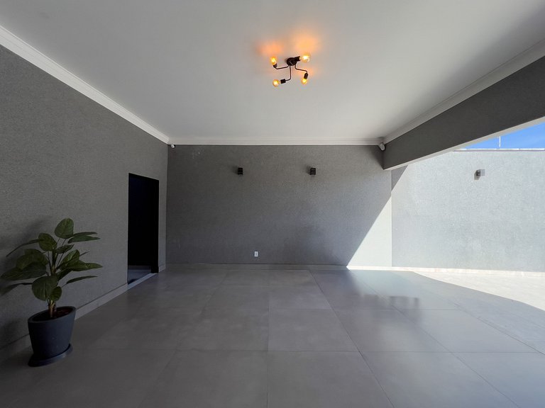 Casa  Climatizada, 3 Suítes, Piscina, Área Gourmet