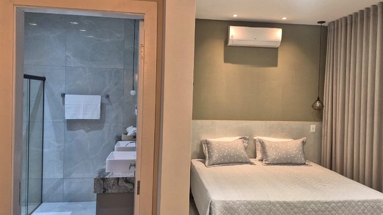 Casa  Climatizada, 3 Suítes, Piscina, Área Gourmet